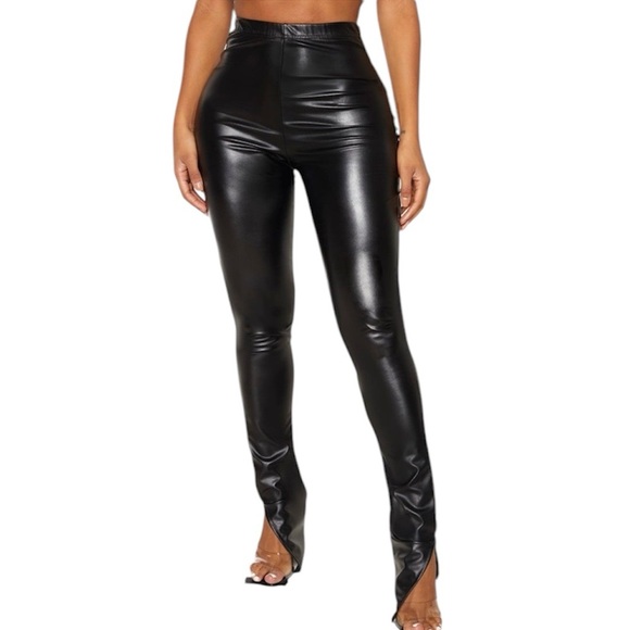 PrettyLittleThing Black Faux Leather Side Split Hem High Rise Pants Size 6 - Picture 1 of 16